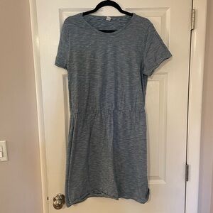 Old Navy fit and flare t shirt dress 👗💙 XL